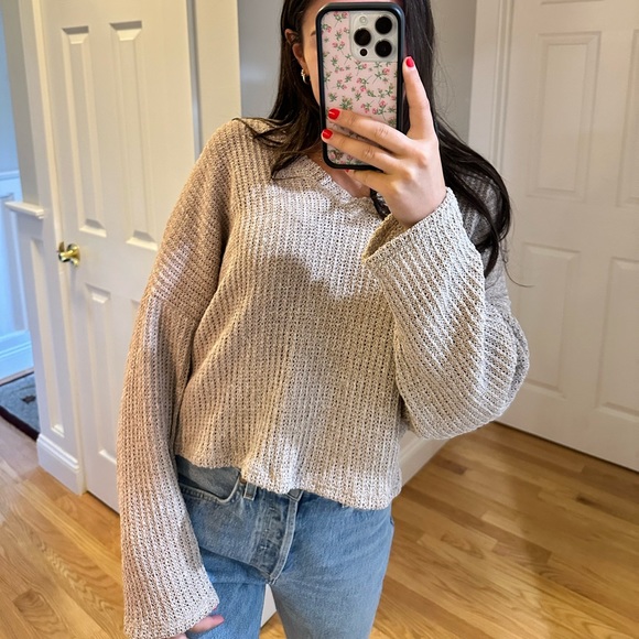 Tan Knitted Cropped Sweater NWT - Picture 2 of 4